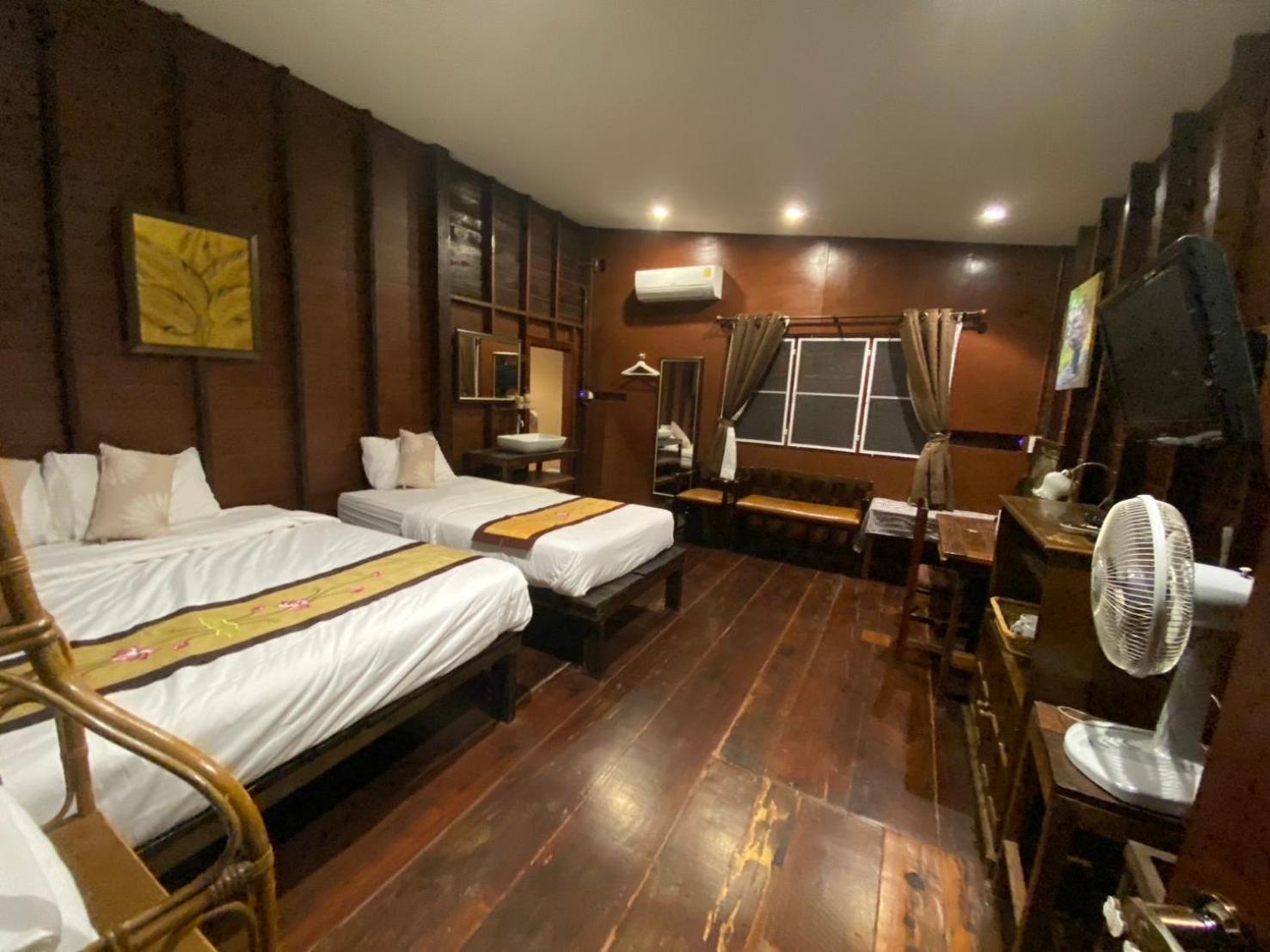 Reuan Vilawan Ratchaburi Екстериор снимка